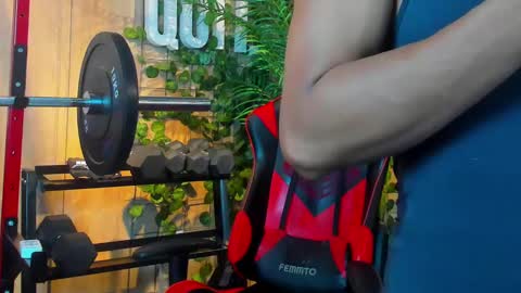 Kim online show from December 2024 01:07:02 PM