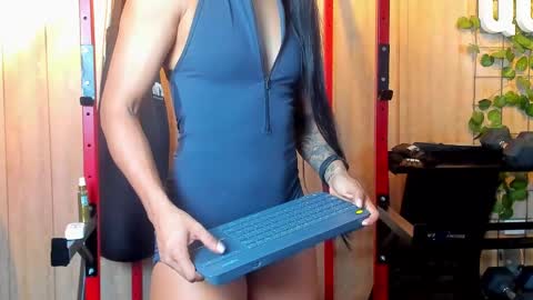 Kim online show from February 2025 04:14:02 PM