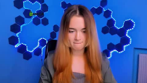 kim_classy online show from November 2025 08:13:02 PM