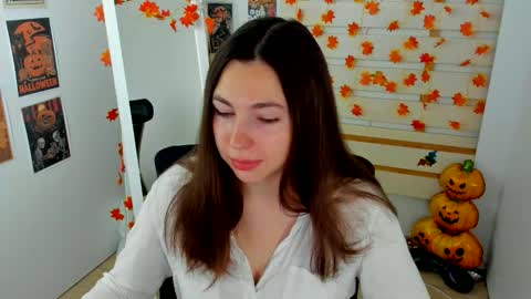 Kim online show from November 2025 07:30:02 AM