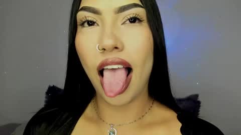 Snapshot of kim_mouth17 chatting on May 2026 05:36:01 AM kim_mouth17 online show from May 2026 05:36:01 AM