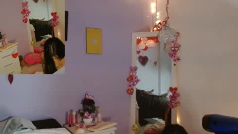 Snapshot of kimandyuk chatting on February 2025 10:09:02 PM Kim  Yuk online show from February 2025 10:09:02 PM