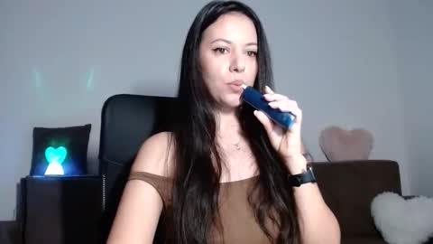 Snapshot of kimberlly0 chatting on February 2026 05:34:02 AM Kim online show from February 2026 05:34:02 AM