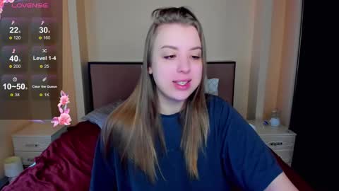Snapshot of kimberly_mm chatting on April 2026 06:03:02 AM kimberly_mm online show from April 2026 06:03:02 AM