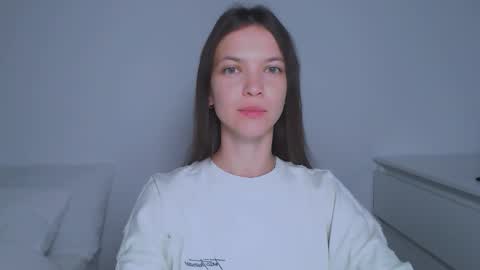 Kimberly online show from September 2025 06:48:01 AM