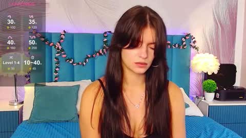Snapshot of kimberlyy77 chatting on September 2025 06:13:01 AM Kim online show from September 2025 06:13:01 AM