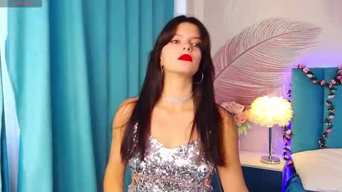 Snapshot of kimberlyy77 chatting on September 2025 06:37:02 AM Kim online show from September 2025 06:37:02 AM
