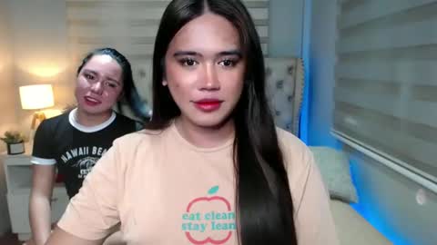 Snapshot of kimbratx chatting on February 2025 02:19:02 AM kimbratx online show from February 2025 02:19:02 AM