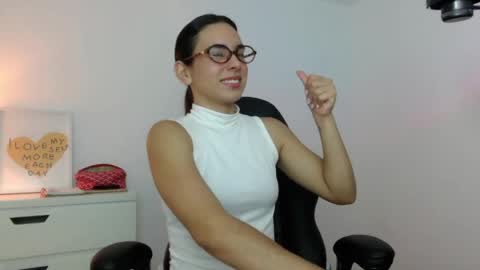 Snapshot of kimcandy_ chatting on May 2026 11:23:04 PM CAMI online show from May 2026 11:23:04 PM