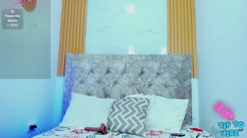 KAREN  online show from January 2026 07:50:01 PM