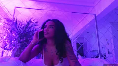 Kim online show from December 2025 09:02:01 AM