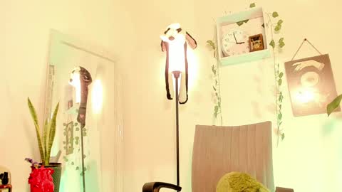 Kimm online show from January 2025 08:00:01 AM