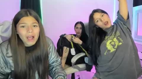 kimmi online show from December 2024 10:54:02 PM