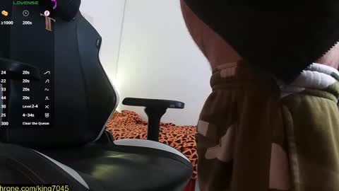 king7045 online show from February 2025 07:39:02 AM