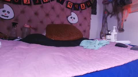 Snapshot of king_bella_ chatting on October 2025 03:14:01 AM Bella online show from October 2025 03:14:01 AM