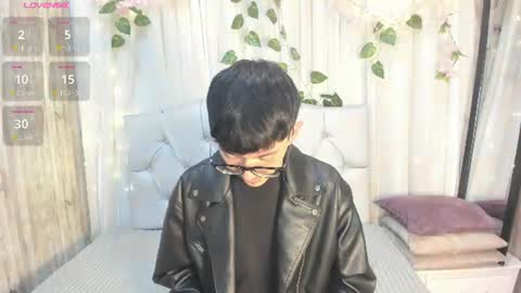 King  online show from July 2026 12:26:01 PM