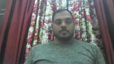 kingalpines1 online show from April 2026 05:54:01 PM