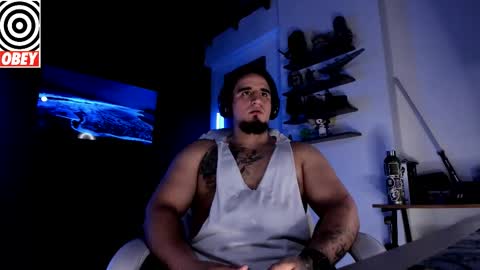 Snapshot of kingbear777 chatting on November 2025 02:05:01 PM King Bear online show from November 2025 02:05:01 PM