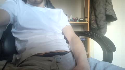 Snapshot of kingcharlez_04 chatting on February 2025 11:41:01 AM kingcharlez_04 online show from February 2025 11:41:01 AM
