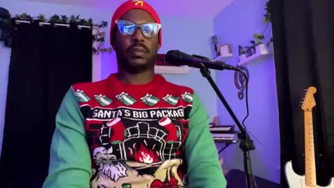 Snapshot of kingcorbra chatting on December 2024 10:22:02 AM KC online show from December 2024 10:22:02 AM