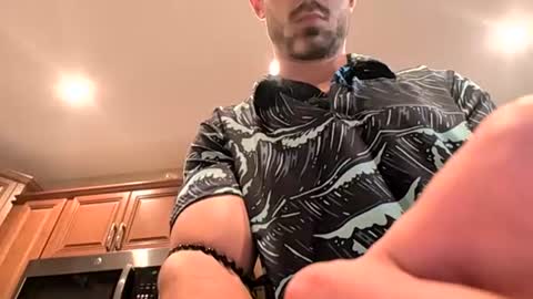 kingdaddysayless online show from July 2026 05:04:02 PM