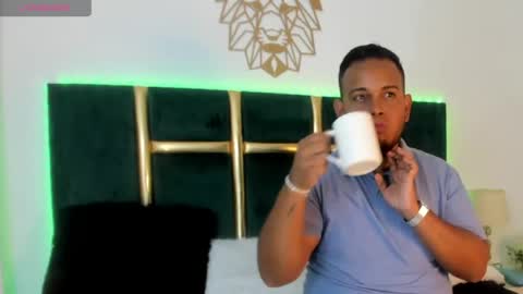 Snapshot of kingg_jay chatting on May 2026 11:51:02 AM kingg_jay online show from May 2026 11:51:02 AM