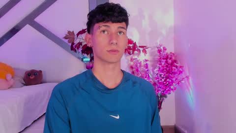  A L E X  online show from January 2025 10:03:01 PM