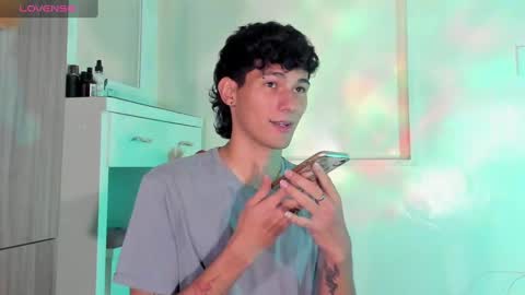  A L E X  online show from February 2025 06:15:02 AM