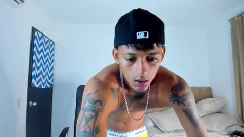 DOMINANT ALPHA KINGS online show from October 2025 12:00:01 AM