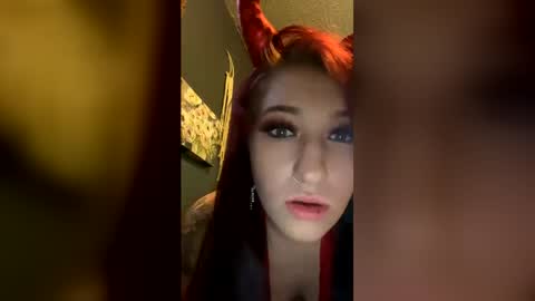 Snapshot of kinkqueenkae chatting on June 2026 10:44:02 PM kinkqueenkae online show from June 2026 10:44:02 PM