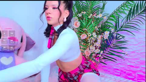 Snapshot of kinky_karo chatting on November 2025 01:18:02 AM online show from November 2025 01:18:02 AM