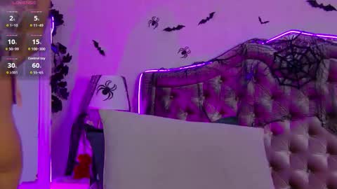 Snapshot of kinkyamelie chatting on October 2025 05:30:02 PM kinkyamelie online show from October 2025 05:30:02 PM