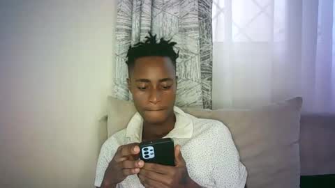 Snapshot of kinkybby_ chatting on January 2025 11:43:02 AM kinkybby_ online show from January 2025 11:43:02 AM