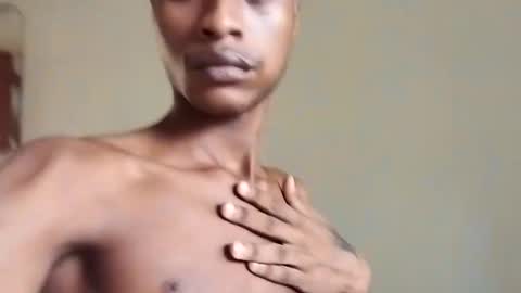 Snapshot of kinkybby_ chatting on January 2025 01:47:01 PM kinkybby_ online show from January 2025 01:47:01 PM