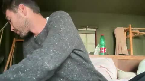 M online show from November 2025 02:49:01 PM