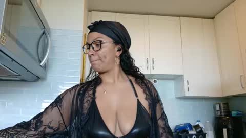 Snapshot of kinkykatt557616 chatting on May 2026 06:20:01 PM kinkykatt557616 online show from May 2026 06:20:01 PM