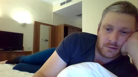 Snapshot of kinkysubslave86 chatting on October 2025 10:19:01 PM KinkySub online show from October 2025 10:19:01 PM