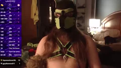 Snapshot of kinkywolf87 chatting on November 2025 07:29:01 AM kinkywolf87 online show from November 2025 07:29:01 AM