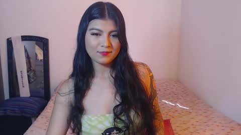 Snapshot of kinkyzoe11 chatting on October 2025 08:03:02 PM Zoe online show from October 2025 08:03:02 PM