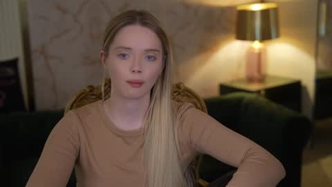 Snapshot of kira0541 chatting on November 2025 10:37:01 AM Sweet girls online show from November 2025 10:37:01 AM