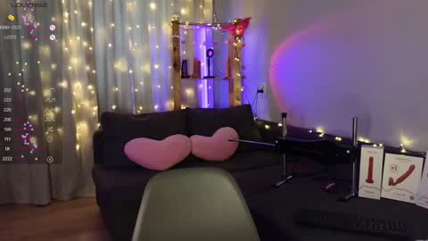 Kira Briis online show from January 2025 09:11:02 AM