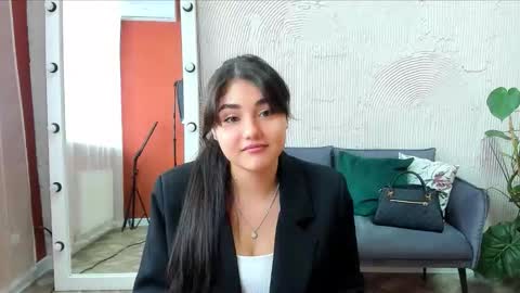 Snapshot of kira_foxy999 chatting on October 2025 09:42:01 AM kira_foxy999 online show from October 2025 09:42:01 AM