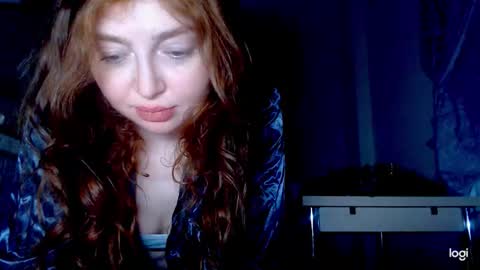 Snapshot of kira_foxy_ chatting on November 2025 07:58:01 AM Kira online show from November 2025 07:58:01 AM
