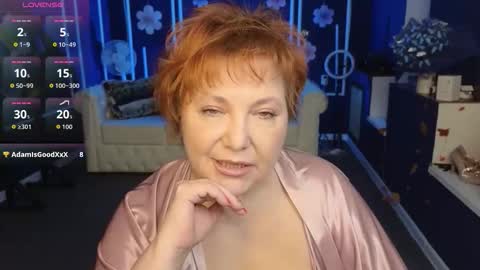 Snapshot of kira_kennet chatting on November 2025 10:19:02 PM Kira Kennet online show from November 2025 10:19:02 PM