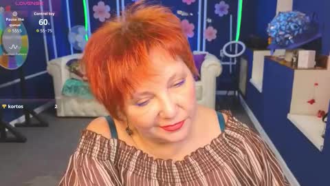 Snapshot of kira_kennet chatting on December 2025 07:17:01 AM Kira Kennet online show from December 2025 07:17:01 AM