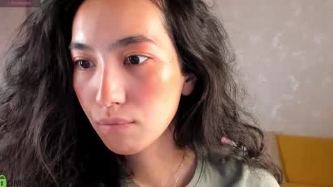 Aura online show from December 2025 03:44:02 AM