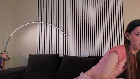 Snapshot of kira_long chatting on February 2026 05:44:01 AM MADI online show from February 2026 05:44:01 AM