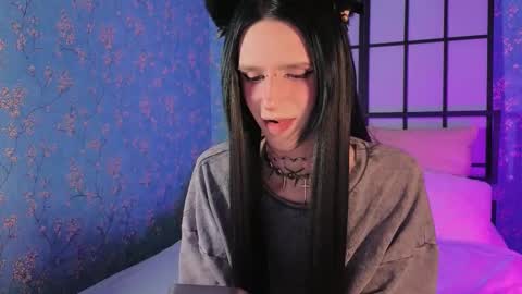 Snapshot of kira_long chatting on February 2026 05:40:02 AM MADI online show from February 2026 05:40:02 AM