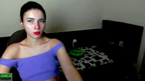 Kira online show from December 2024 07:25:02 PM