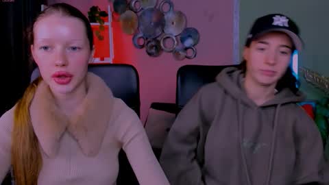 Kira  online show from October 2025 07:00:01 PM